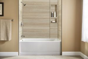 Soaking tub with sand colored surround